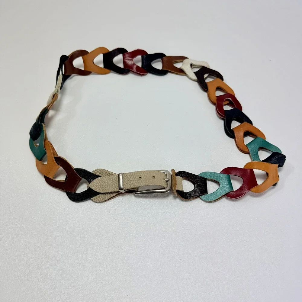 Vintage Womans Small Interlocking Multi-colored Leather Link Belt